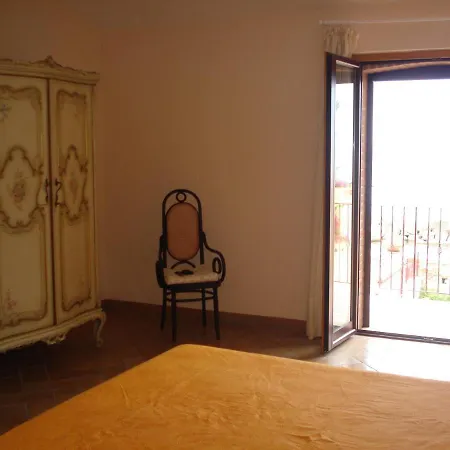 Holiday home La Palma 9 - Beachfront Terraced House